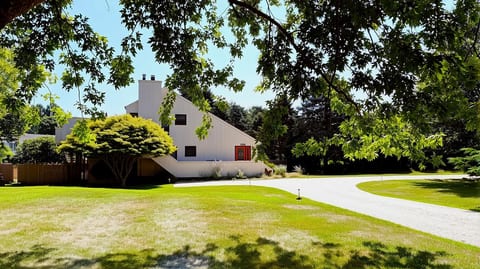 Montauk Family Home | Pool Near Beach & Town