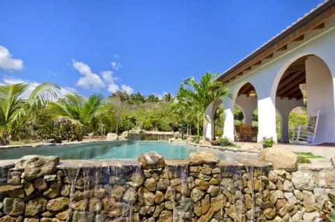 VillaRosa - Red Pond Estates
