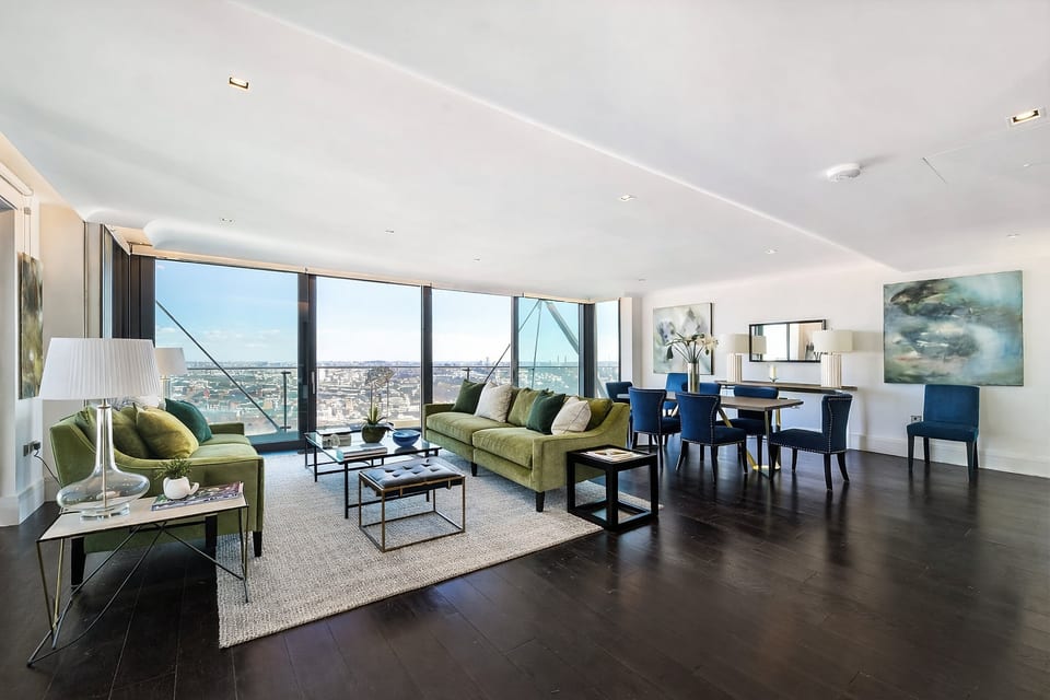 Exceptional Penthouse Apartment - Greater London