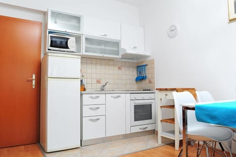 Apartments Edi - Unit 49151-61