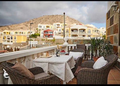 Big apartment, terrace, sea view