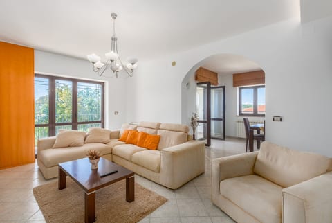 Apartment Mihael s bazenom i lijepo uređenim vrtom - Unit 209422-5