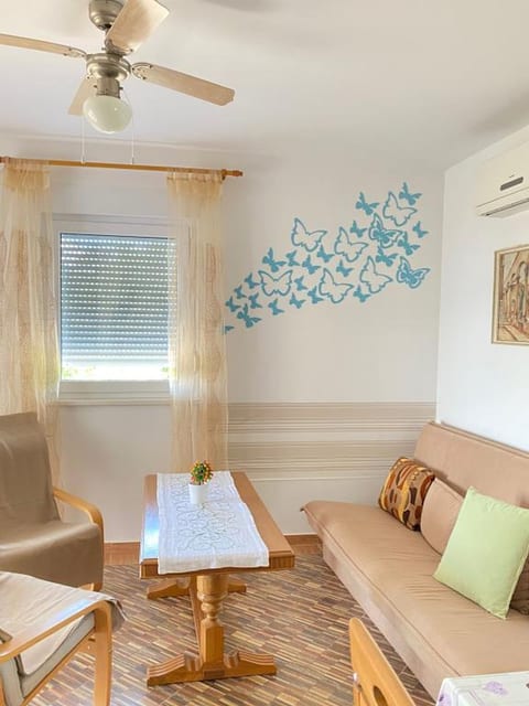 Apartments Mia - Unit 378262-13