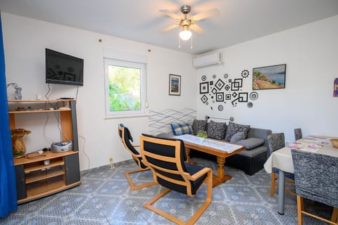 Apartments Mia - Unit 378262-13