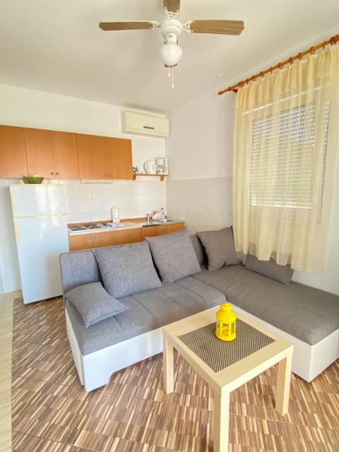 Apartments Mia - Unit 378263-13
