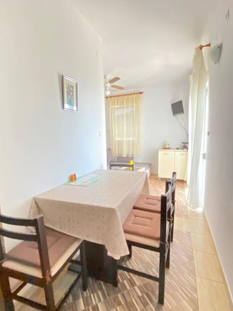 Apartments Mia - Unit 378263-13