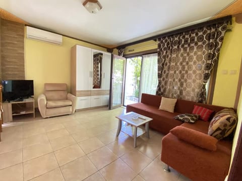 Apartments Fran - Unit 378277-13