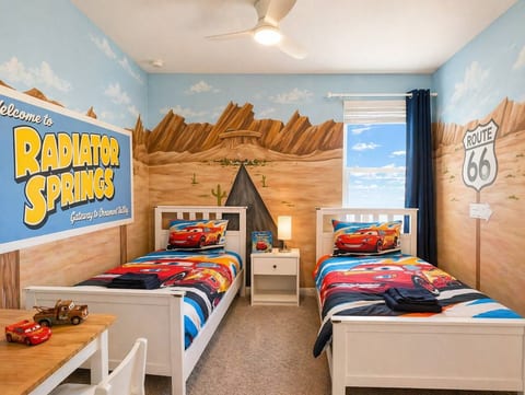 1D Disney Fun Steps Away – Pool & Kids’ Activities
