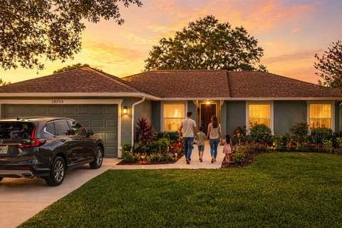 Spacious, family retreat near Orlando attractions