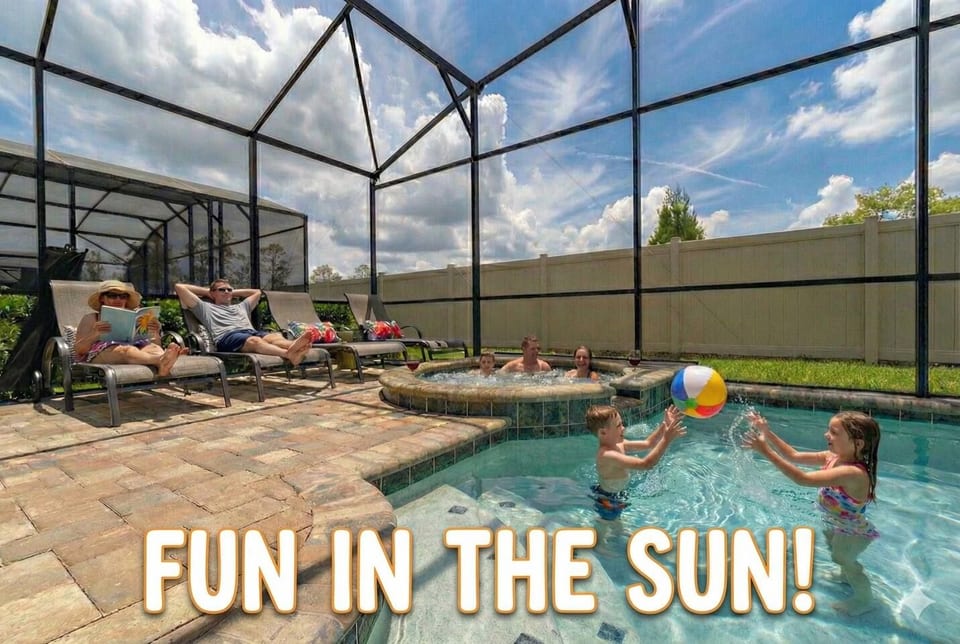 Private back yard pool and Hot tub