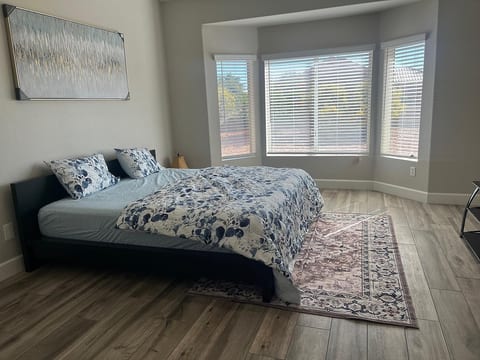 Sensational 5-STAR Rental for 55+ SUN CITY WEST! image 5