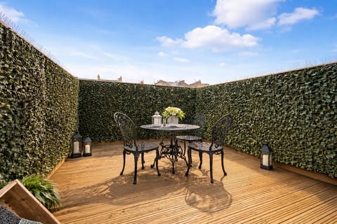 LuxuryLondonStays - Knightsbridge & South Kensington, Private Garden Super King 2Beds 2Bath by Hyde Park & Royal Albert Hall