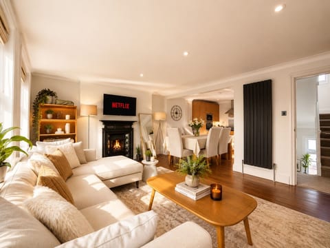 LuxuryLondonStays - 1300ft Fitzrovia Soho 2B2B by Tottenham Court Road Station Elizabeth line & Oxford Street