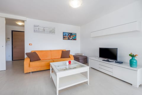 Apartment Mara Premium - Unit 370739-13