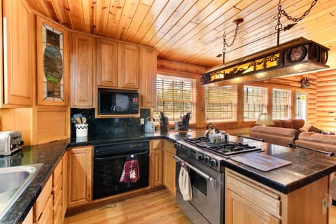 Nature Lover’s Escape | Red Feather Lakes Cabin