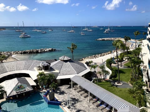Royal Palm-5th floor-Amazing OceanViews-1 Bedroom image 3