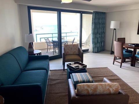Royal Palm-5th floor-Amazing OceanViews-1 Bedroom image 4