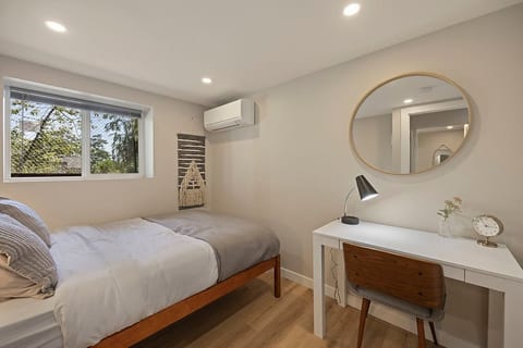All-Inclusive Modern 2BR Apartment