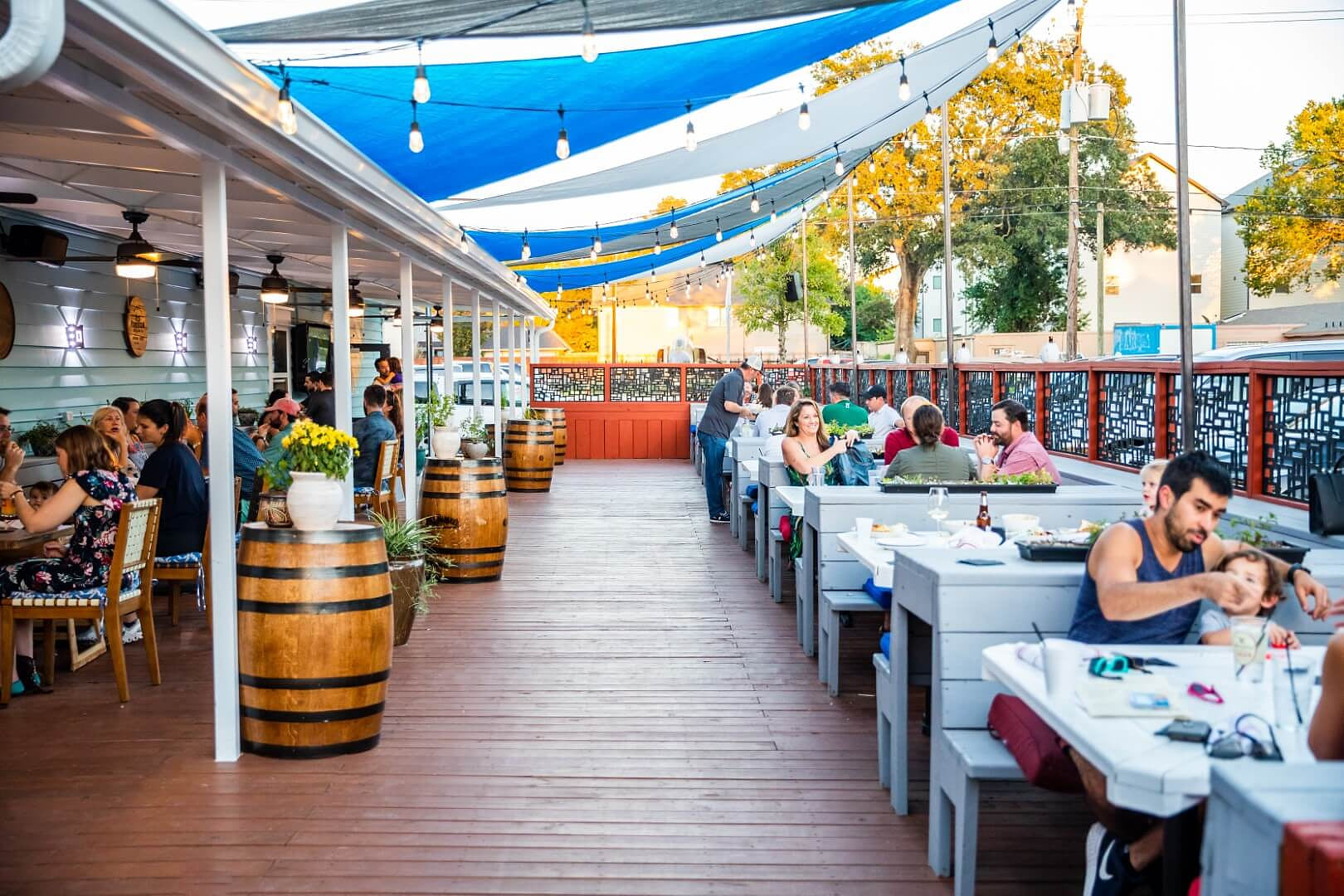 D'alba Restaurant is 5 minute walk from the house! Enjoy their wonderful outdoor patio and firepit.