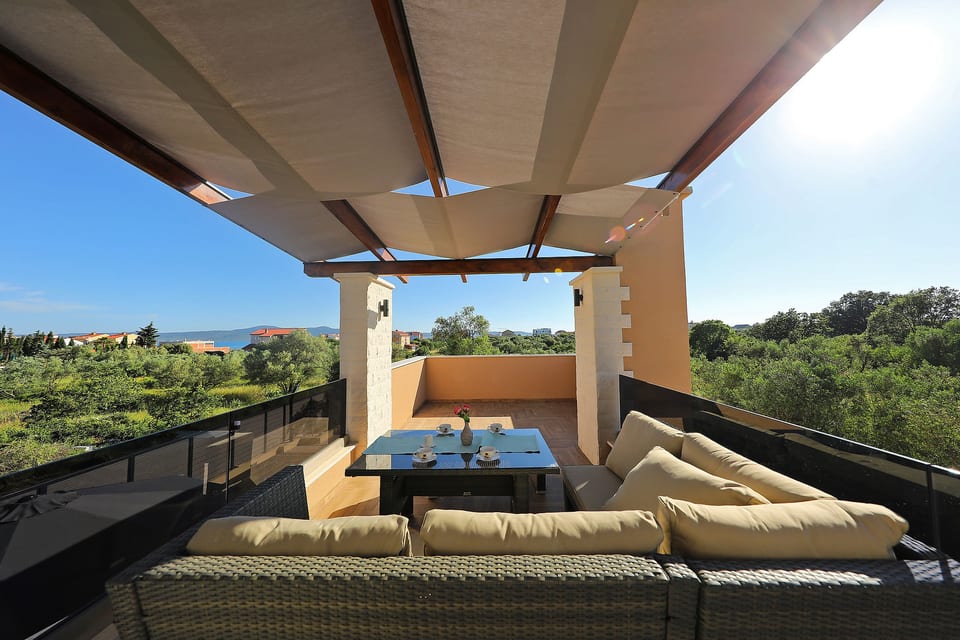 Villa Bronzzatta - Unit 202791-5