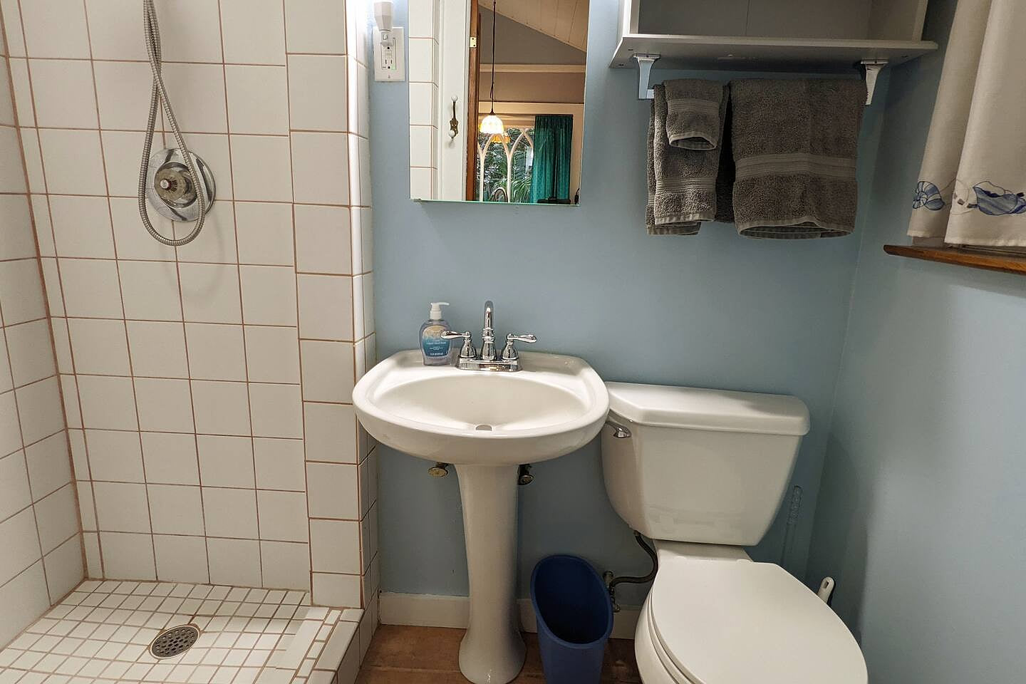 Bathroom, full size shower