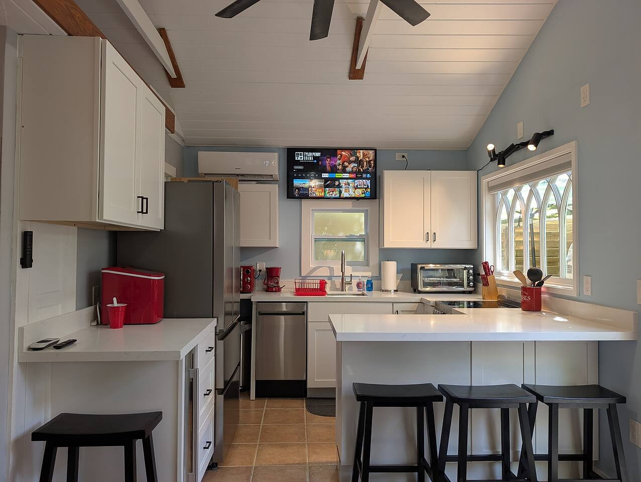 Garden Apartment Sanctuary in Historic District