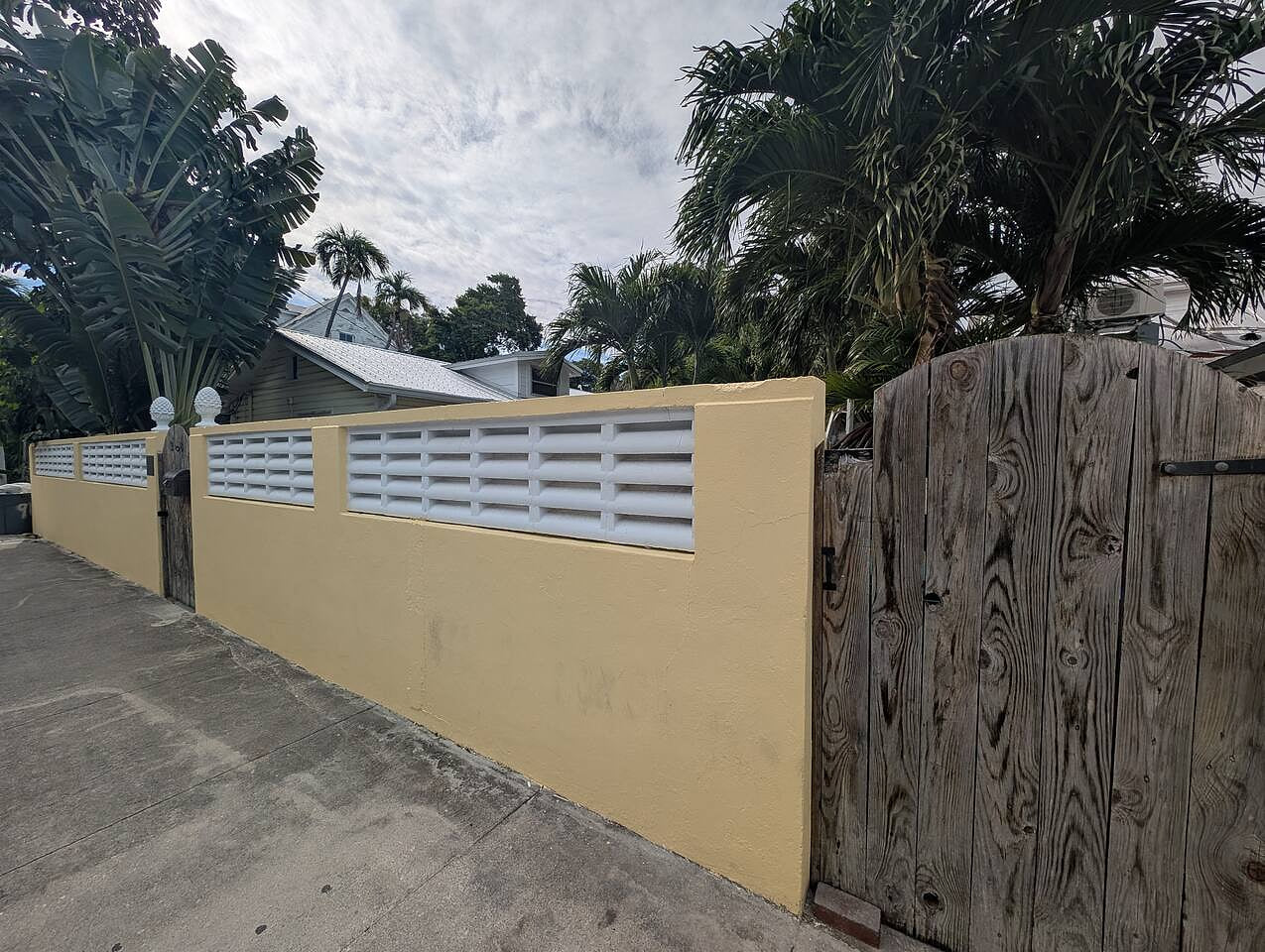 Garden Apartment Sanctuary in Historic District