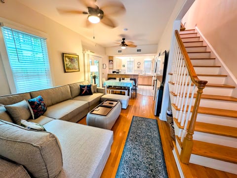 Cathouse Old Town Oasis Huge Heated Pool & Parking