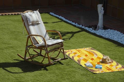 Jardín, relax y sol.