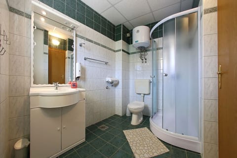 Apartments Vista - Unit 203320-5