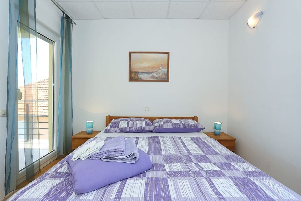 Apartments Vista - Unit 203322-5