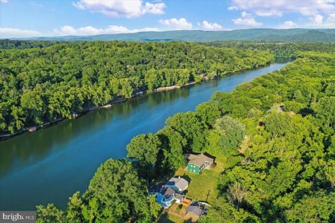Rivers Edge Retreat