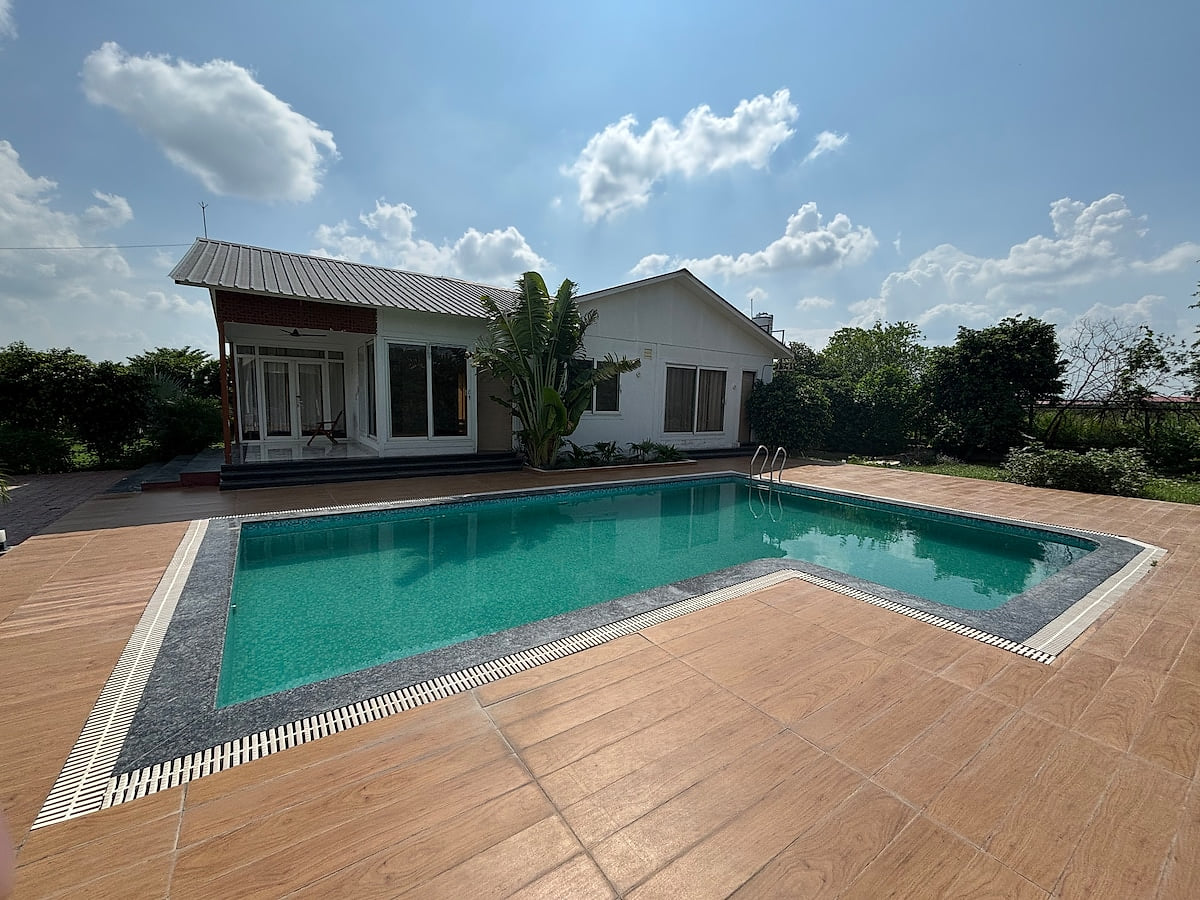 GoBravo 16 3BHK Farm with Pool&Garden Sec150 Noida image 1