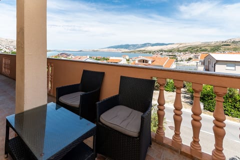 Apartments Crljenko with sea view - Unit 378203-13