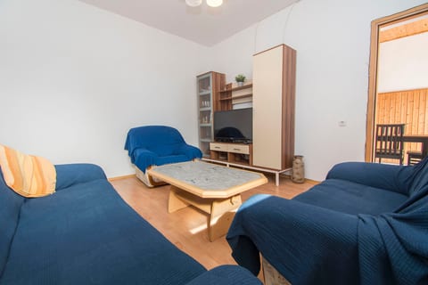 Apartment Near Paklenica1 - Unit 378285-13