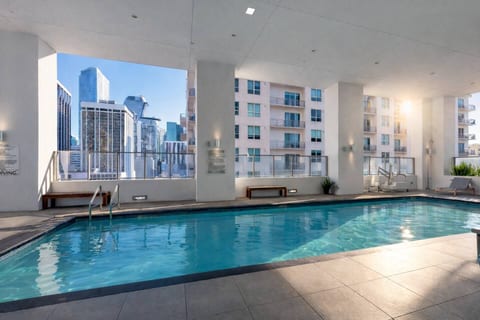 Miami Bay Million-Dollar View | Private Condo