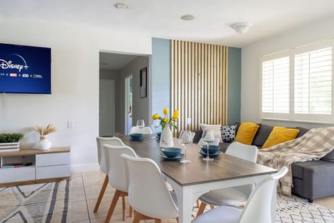 Modern Dining Area