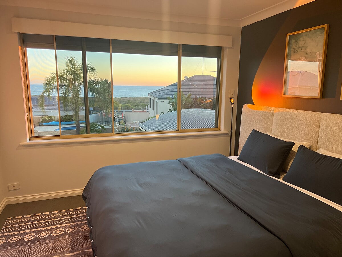 Experience breathtaking sunsets,where every evening brings a different spectacular display over the ocean. This room features a supremely comfortable king-size bed, inviting you to lie back and soak in the ever-changing hues of the evening sky.