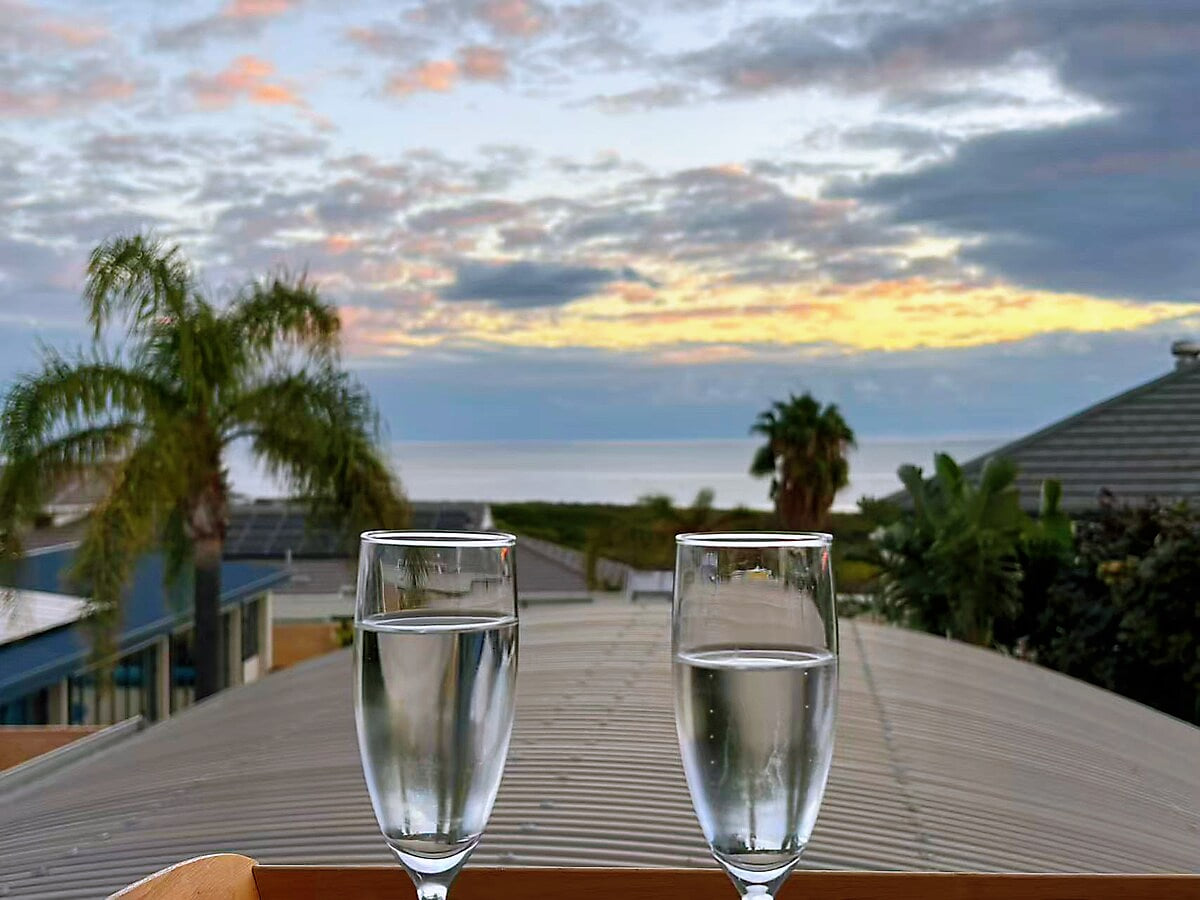 Ocean View Sunset Resort image 8