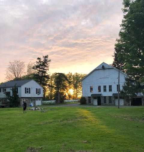 VineCliff - Hundred Acre Retreat
