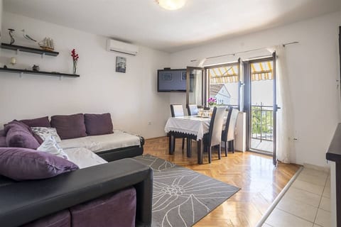 Apartments Igor - Unit 378075-13