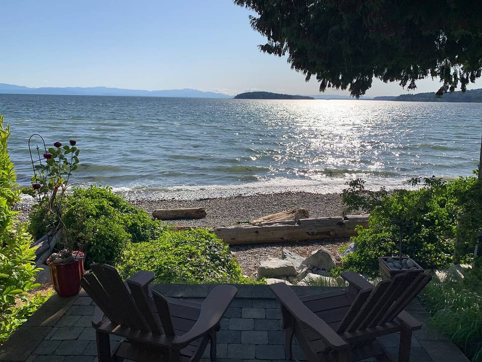 Osprey Suite Beach Hideaway - Sechelt