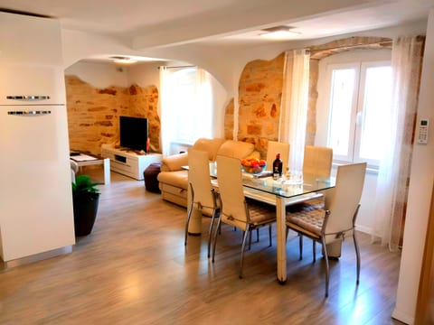 Condominium Valentino