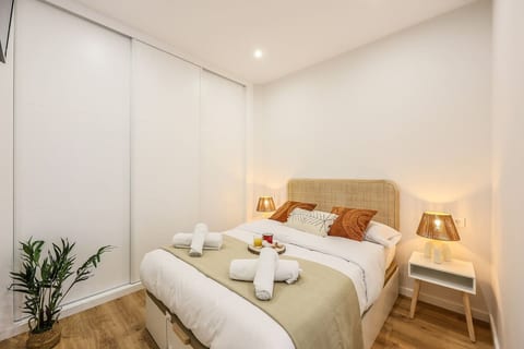 Luxe apartments Madrid Rio by RentitUP