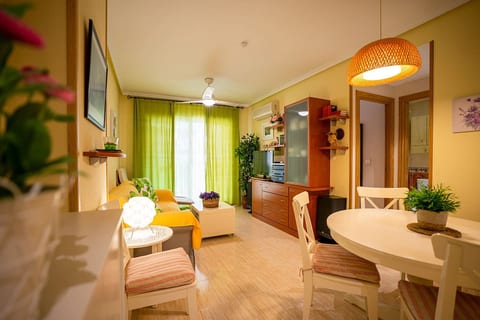 Exotic & Modern Beachside Paradise in Oropesa!