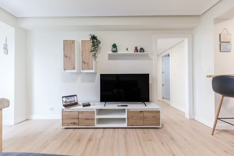 Modern apartment in Oviedo With Views