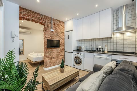 Urban Quiet in Madrid - Ideal for Couples