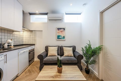 Urban Quiet in Madrid - Ideal for Couples
