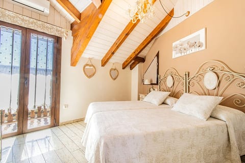 Dúplex rural en los Pirineos - Jardín y Parking