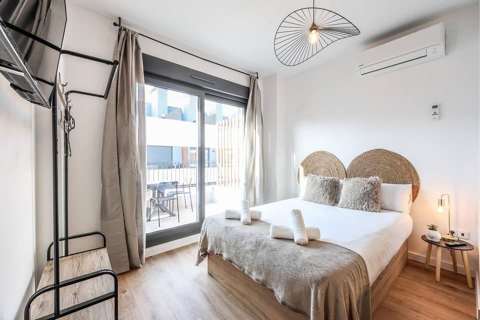 Elegant Studio with Private Terrace by RentitUP - San Sebastián de los Reyes